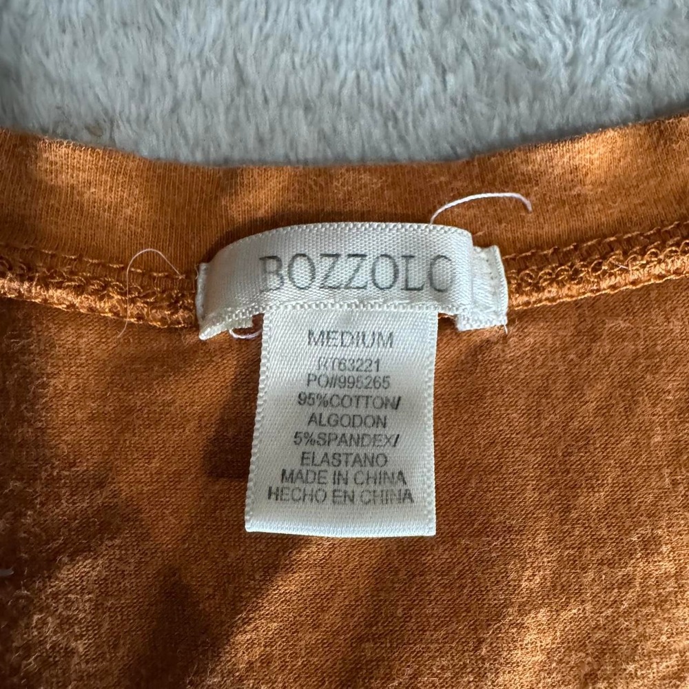 Burnt orange v neck cropped t shirt - Picture 5 of 5